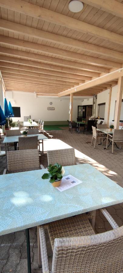 Gasthaus Pension Rezatgrund Windsbach Exteriör bild
