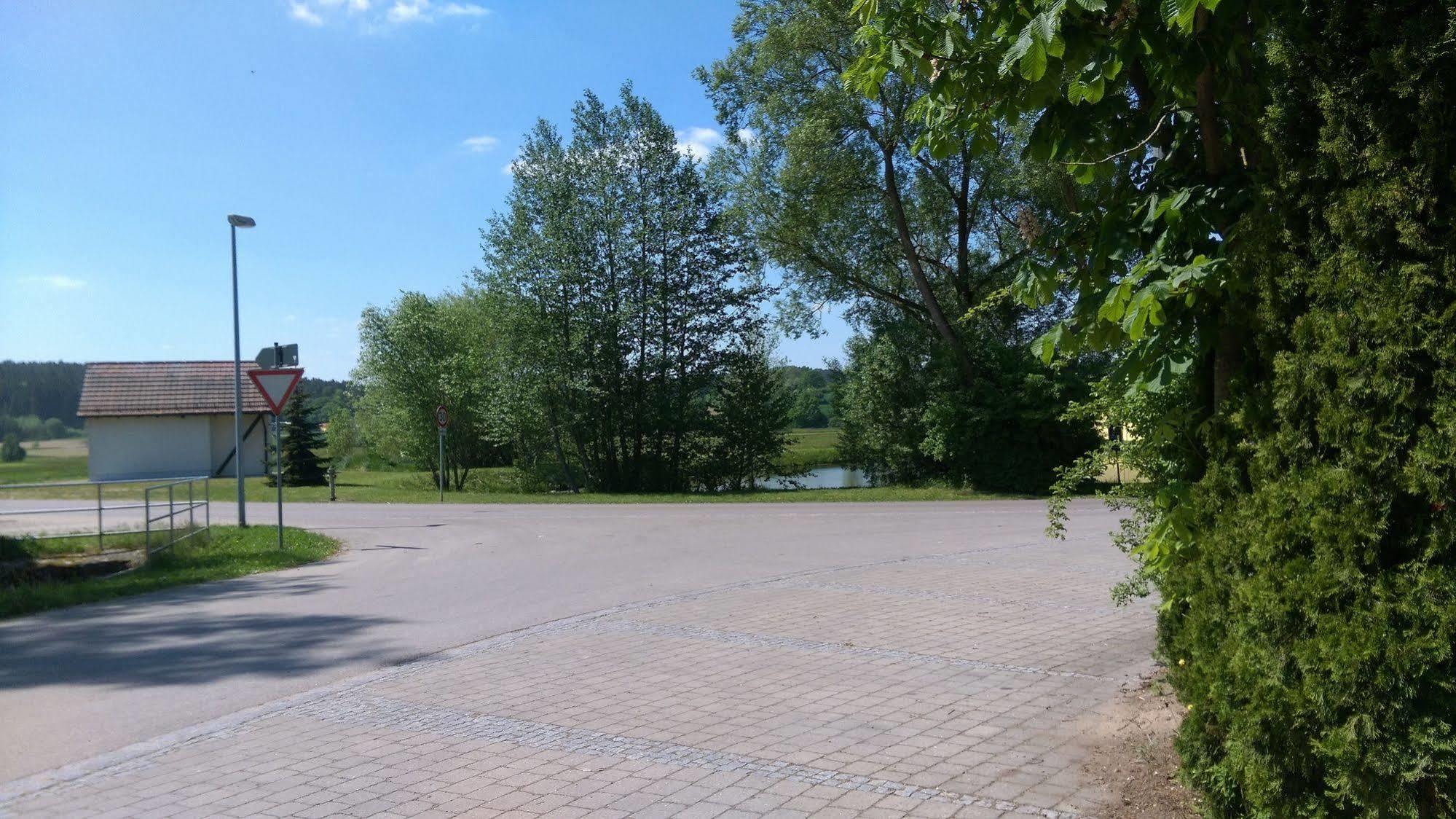 Gasthaus Pension Rezatgrund Windsbach Exteriör bild